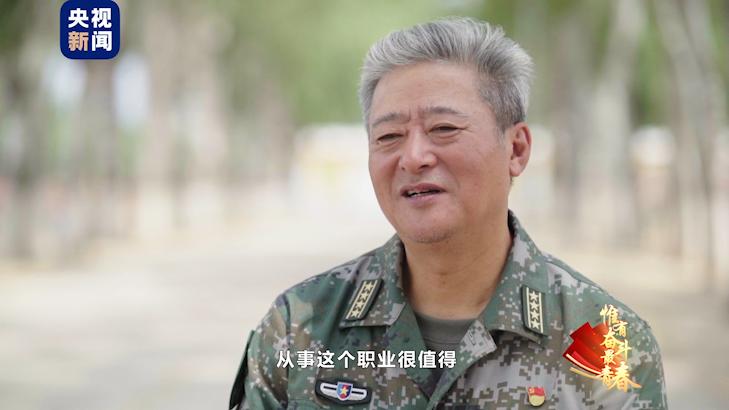 香港澳门街头放阅兵，共同见证国家荣耀与力量，香港澳门街头共赏阅兵盛况，国家荣耀与力量的共同见证