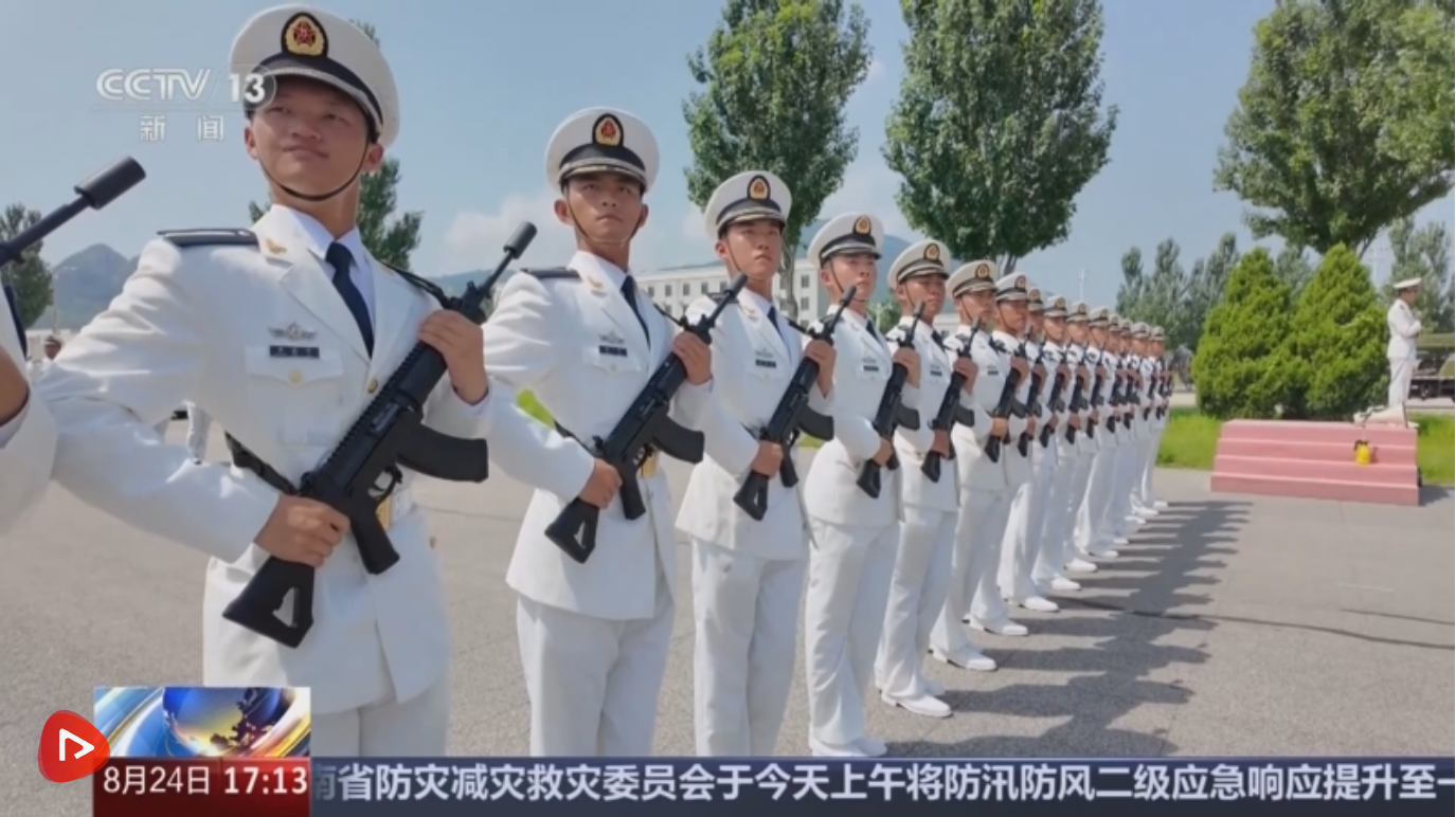海军学员方队阅兵，荣耀与力量的展现，海军学员阅兵方队，荣耀与力量的汇聚