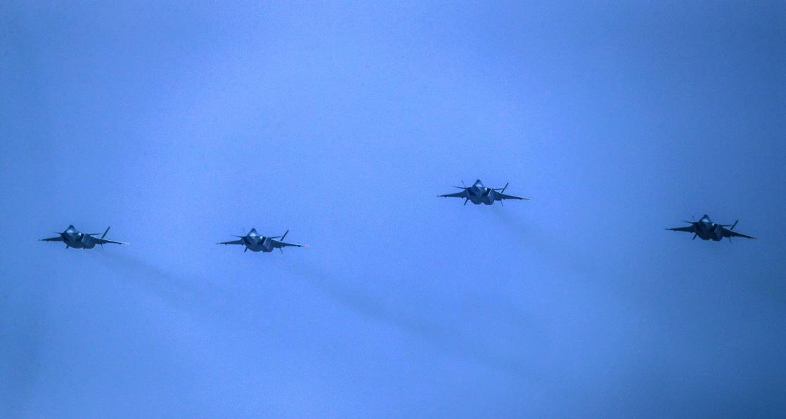 歼-20装备涡扇-15发动机试飞，中国航空工业的崭新里程碑，歼-20装备涡扇-15发动机试飞，中国航空工业的崭新里程碑事件