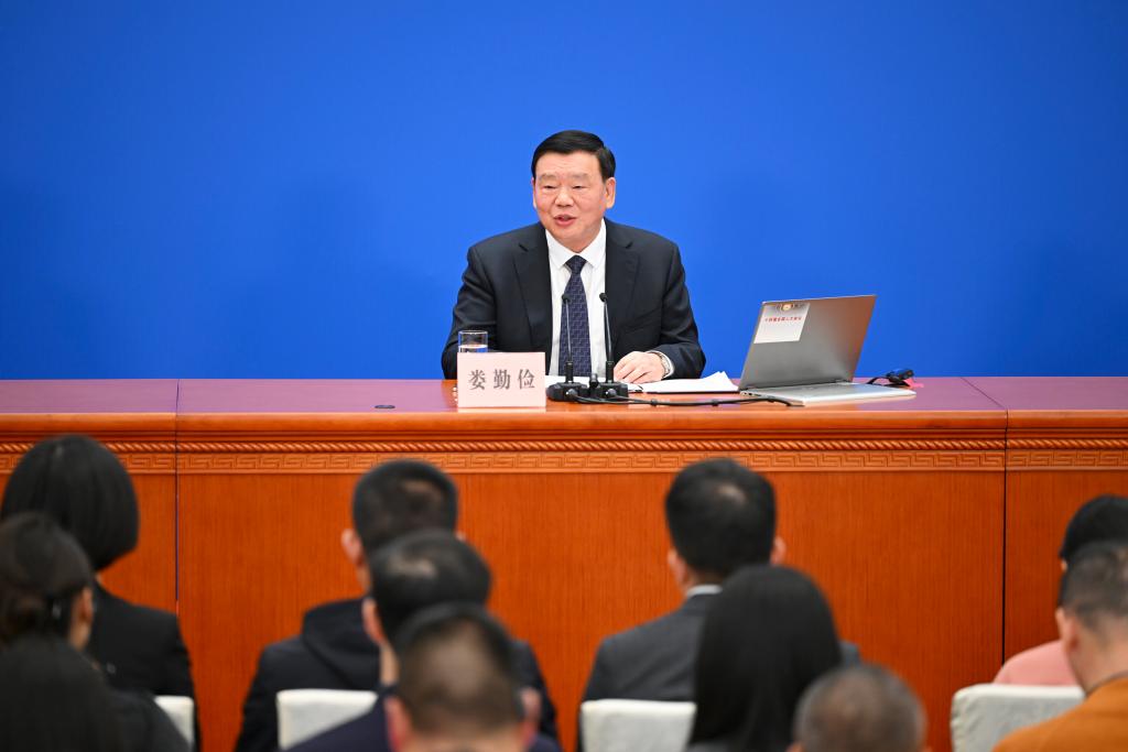 新闻发布会发言人的角色与重要性，新闻发布会发言人的角色与重要性解析
