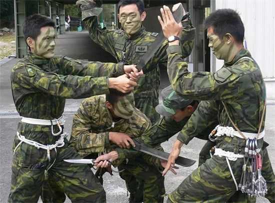 台湾士兵，坚守与担当，台湾士兵的坚守与担当