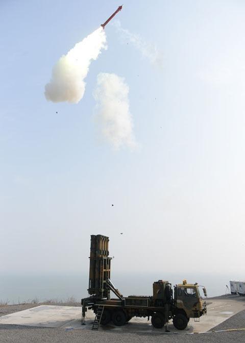 电磁脉冲武器对导弹防御的打击能力探讨，电磁脉冲武器对导弹防御的打击能力分析