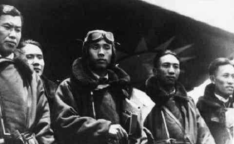 抗战时期中国空军电影，英勇无畏的空中战士与时代的记忆，抗战时期中国空军电影，英勇空中战士与时代记忆