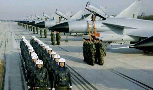 空军33个师一览表图片,揭示中国空军力量的壮丽画卷,中国空军力量全景展示,33个师一览表图片揭秘壮丽画卷