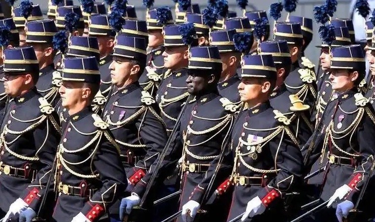国防军事手段，保障国家安全的重要基石，国防军事手段，国家安全的关键基石