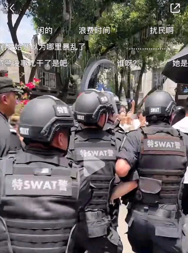 特警一个月工资多少，揭秘特警薪资结构与生活，揭秘特警薪资结构与生活，一个月工资有多少？