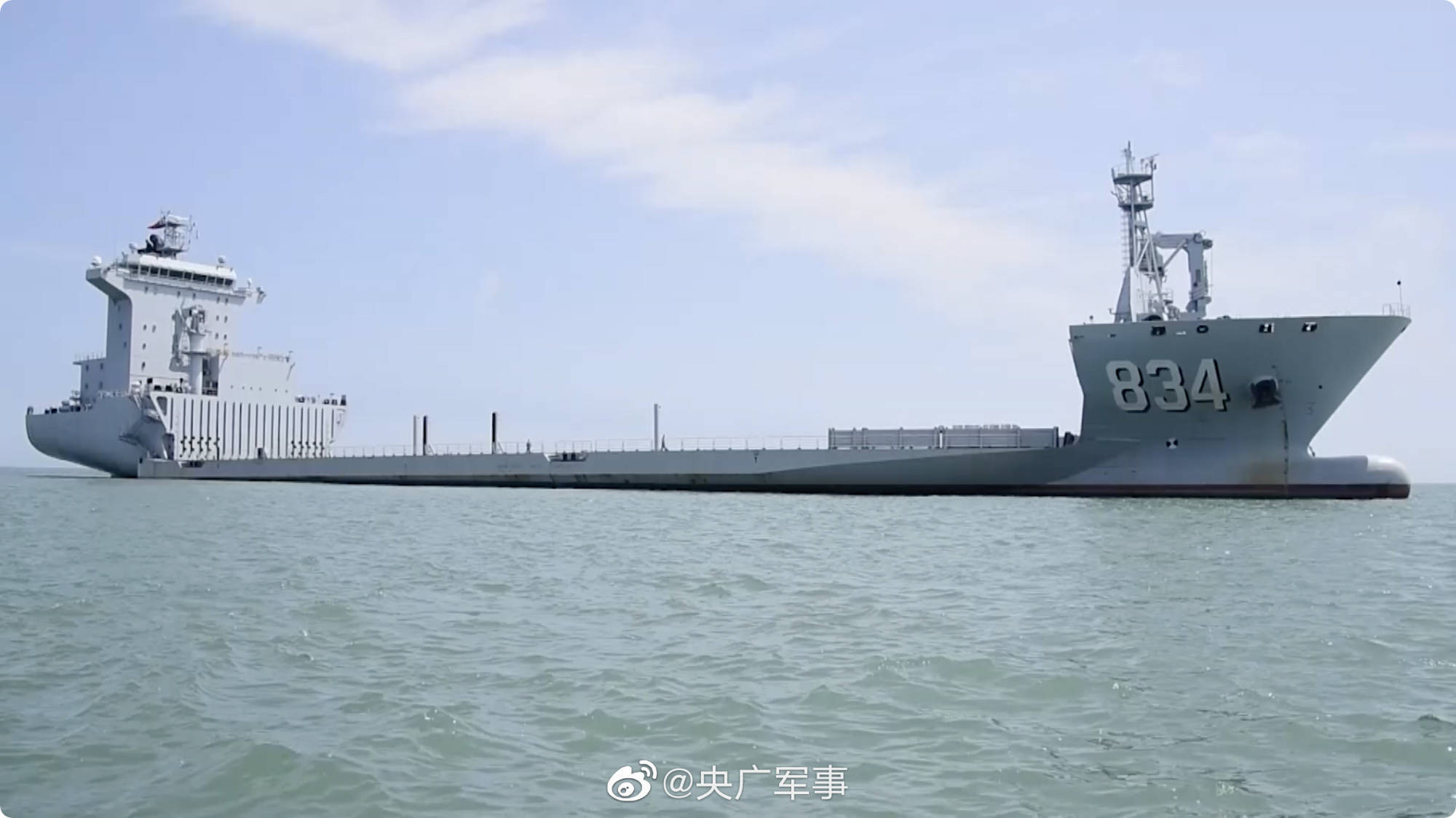 探索未来水上交通，834饮马湖半潜船正式入列，探索未来水上交通，饮马湖半潜船正式入列，开启新篇章