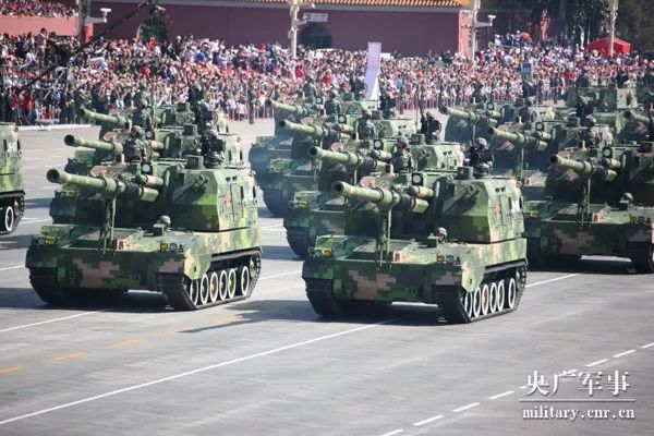 2009年国庆阅兵解说员解析,2009年国庆阅兵解说员深度解析