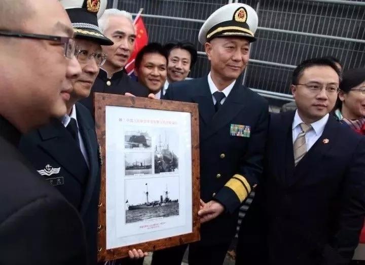 战舰的长度是175什么单位，深入解析现代战舰的尺寸与单位，现代战舰长度揭秘，175单位下的深入解析