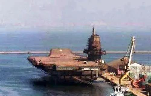 瓦良格号与中国航母技术的飞跃，提前了多少年？，瓦良格号与中国航母技术的飞跃，提前了多少年的里程碑？