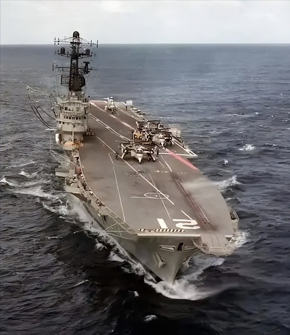 瓦良格号与中国航母技术的飞跃,提前了多少年?,瓦良格号与中国航母技术的飞跃,提前了多少年的里程碑?