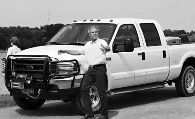 福特级小布什号,探索现代战舰的传奇之旅,福特级小布什号,现代战舰传奇之旅探索