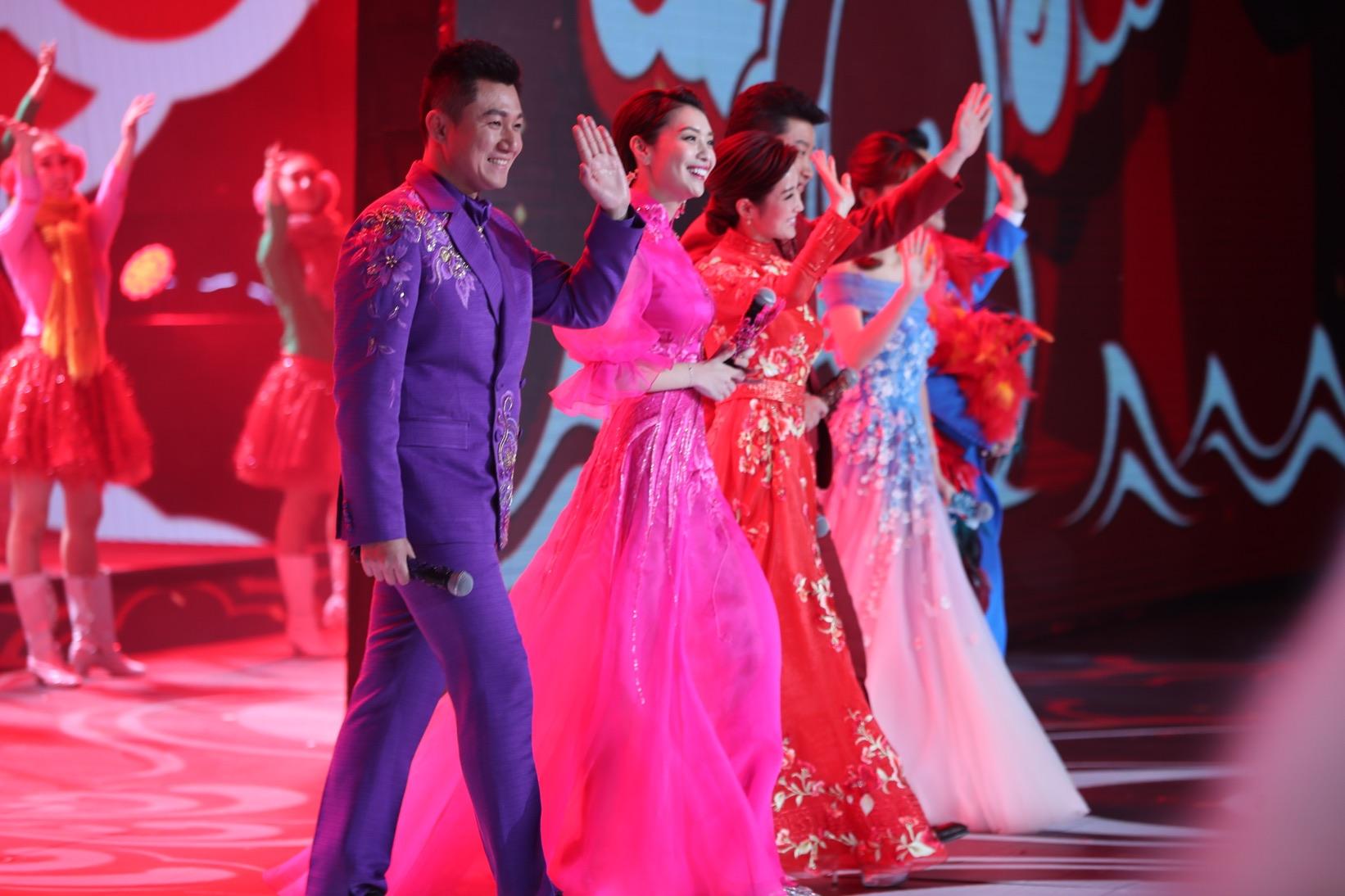 军事文艺主持人的角色与特质,军事文艺主持人的角色与特质解析