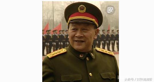 集团军司令员与军区司令员,职责、权力与地位的差异,集团军司令员与军区司令员,职责、权力与地位的对比解析