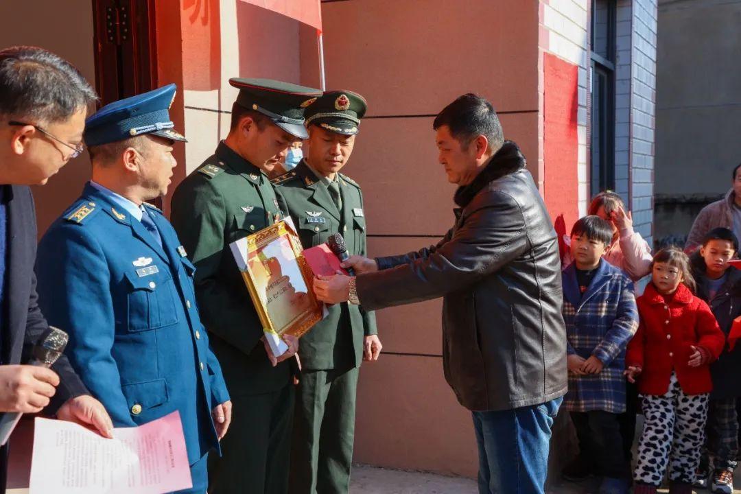 二等功臣的待遇,荣誉与责任的体现,二等功臣的荣誉与责任,待遇的体现