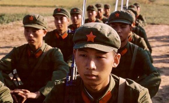 中国各个兵种的服装图片，历史、特色与演变，中国兵种服装，历史、特色与演变图片概览