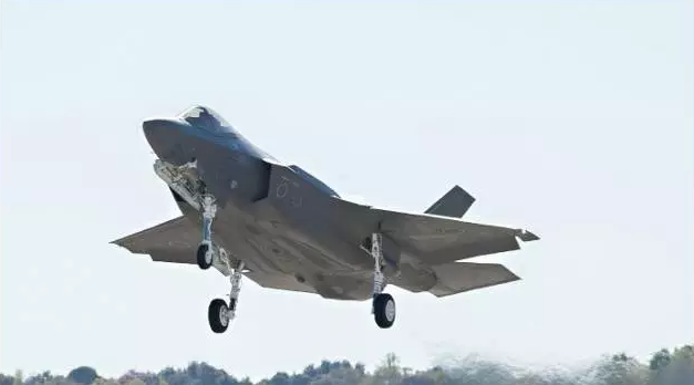 日本F-35战斗机交付数量及其影响,日本F-35战斗机交付数量及其地区安全影响分析