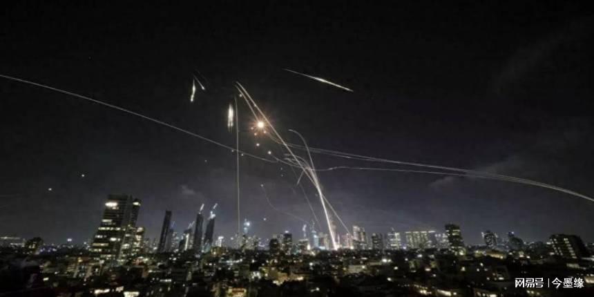 美国凌晨空袭伊朗,历史背景、事件分析及其影响,美国凌晨空袭伊朗,历史背景、事件分析及其深远影响