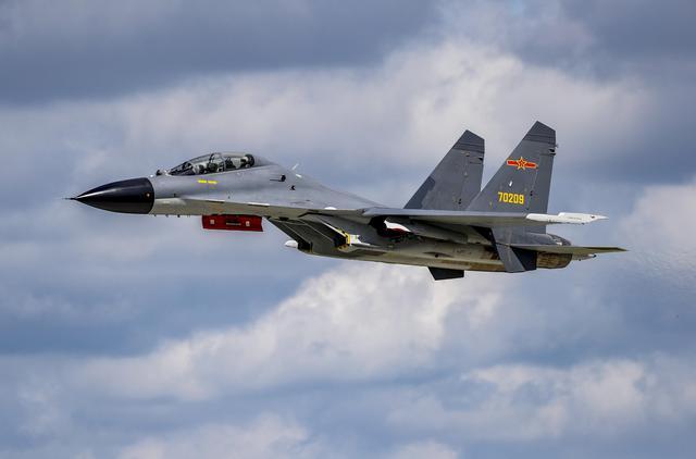 歼-11BS收藏查看,深度探索中国高端战斗机的魅力,深度探索,歼-11BS高端战斗机的魅力与收藏价值