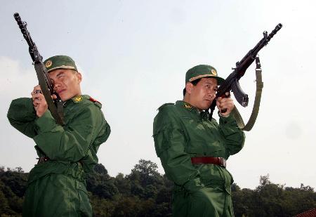 独臂英雄丁小兵的故事,逆境中的坚韧与荣耀,独臂英雄丁小兵的逆境坚韧与荣耀之路